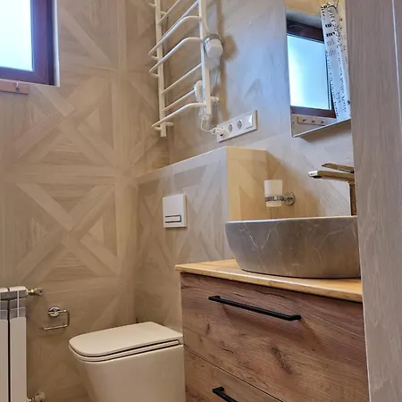 Apartment Renovated, Classic, High Ceiling In The Historic Center Of *
