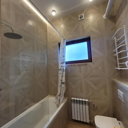 Apartment Renovated, Classic, High Ceiling In The Historic Center Of