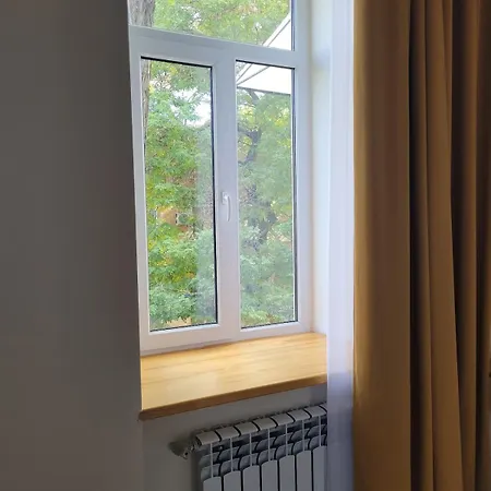 Apartment Renovated, Classic, High Ceiling In The Historic Center Of Odessa